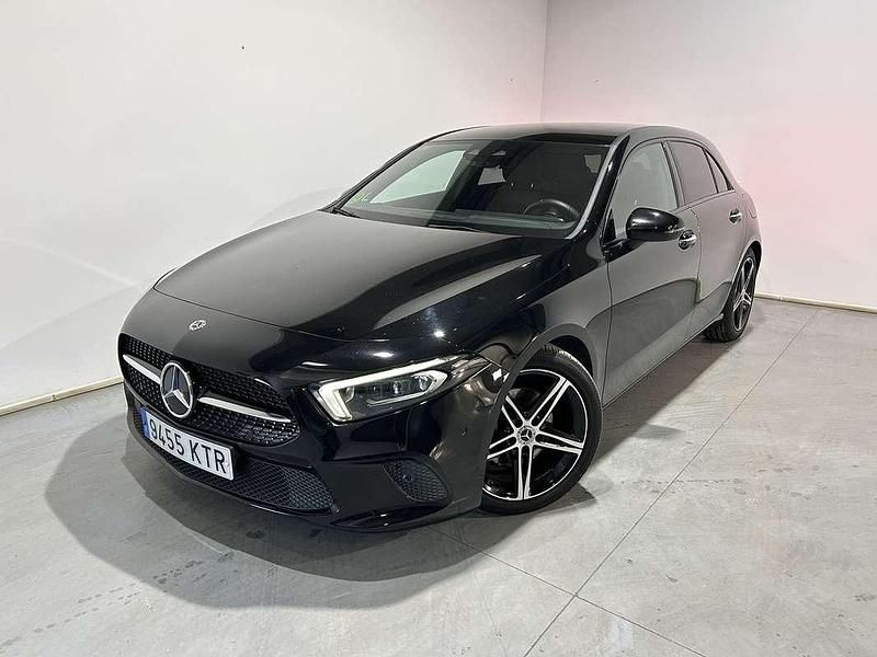 Usado Mercedes A200 Advanced 150 CV (110 kW) 2019 Negro Utilitario