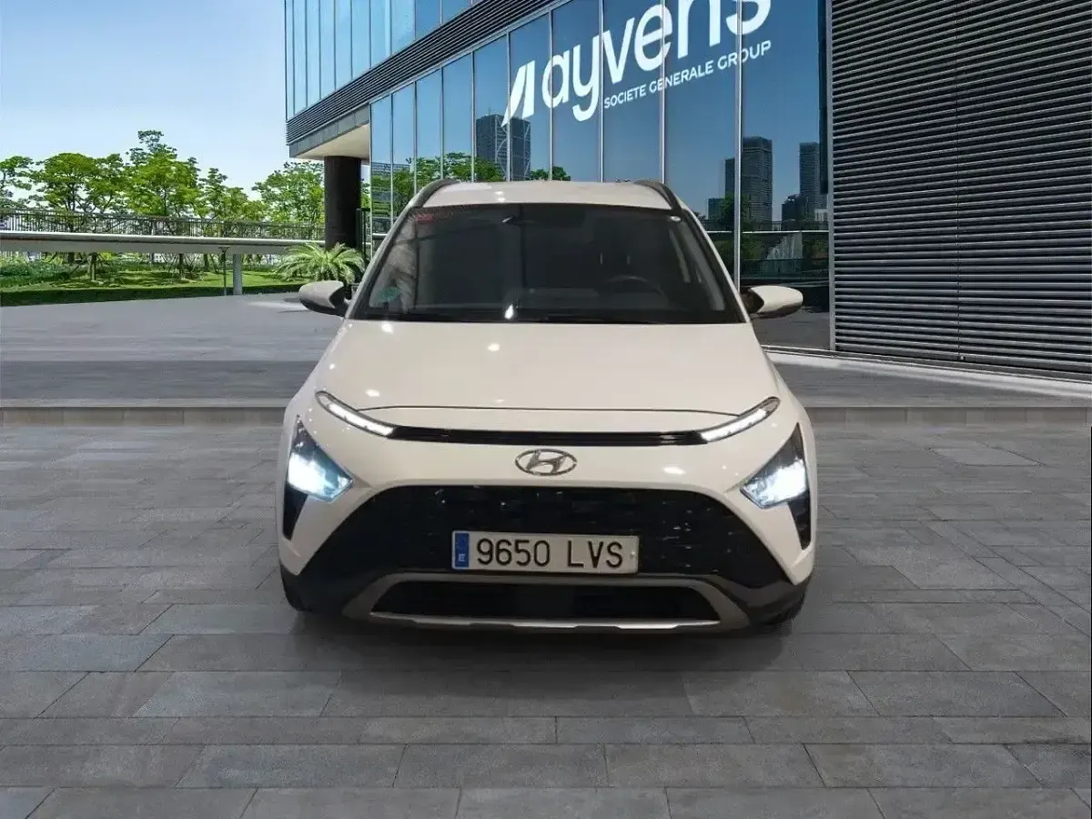 Begagnad Hyundai Bayon 100 HK (73 kW) 2021 Vit SUV