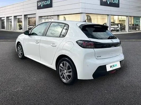 Usado Peugeot 208 Active 75 CV (55 kW) 2022 Utilitario