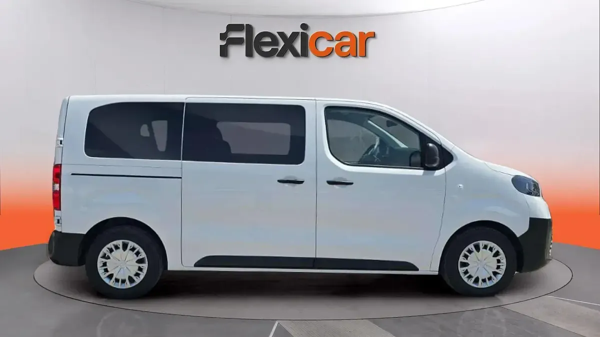 Usado Toyota Proace Verso City 144 CV (105 kW) 2024 Blanco Familiar