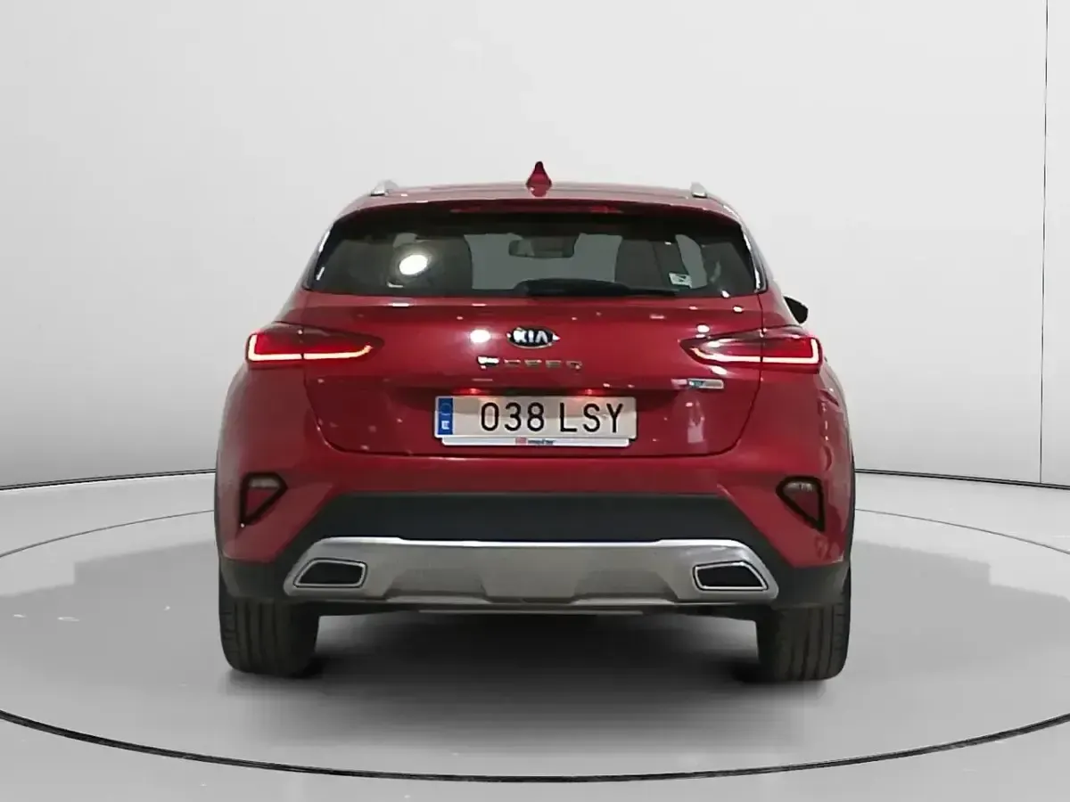 Usado Kia XCeed 141 CV (103 kW) 2021 Rojo SUV