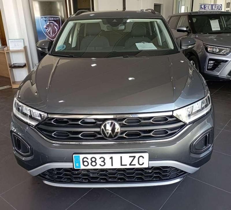 Gris Usado 2022 VW T-Roc Life SUV | 23.500 € (Precio justo) - Imagen 1/4