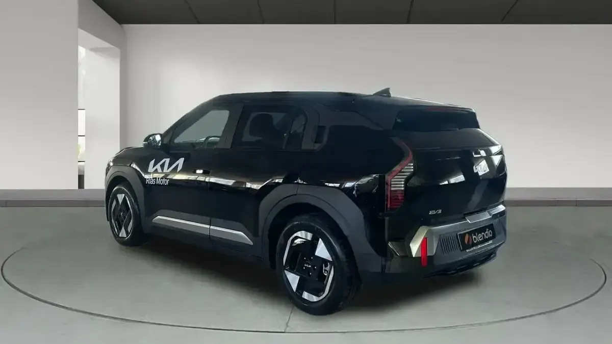 Usado Kia EV3 Earth 150 kW (204 CV) 2025 Negro SUV