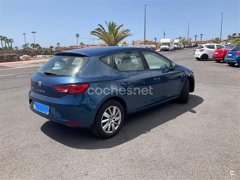 Usado Seat Leon 86 CV (63 kW) 2013 Azul Berlina
