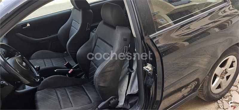 Usado Audi A3 Ambition 150 CV (110 kW) 2001 Negro Utilitario