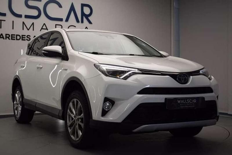 Usado Toyota RAV4 Hybrid 197 CV (144 kW) 2018 Blanco SUV