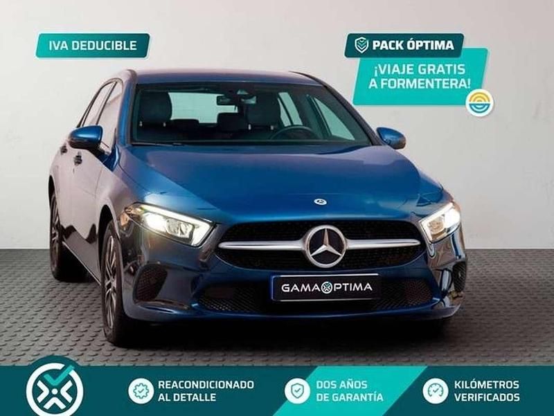 Usado Mercedes A220 163 CV (119 kW) 2021 Azul Berlina