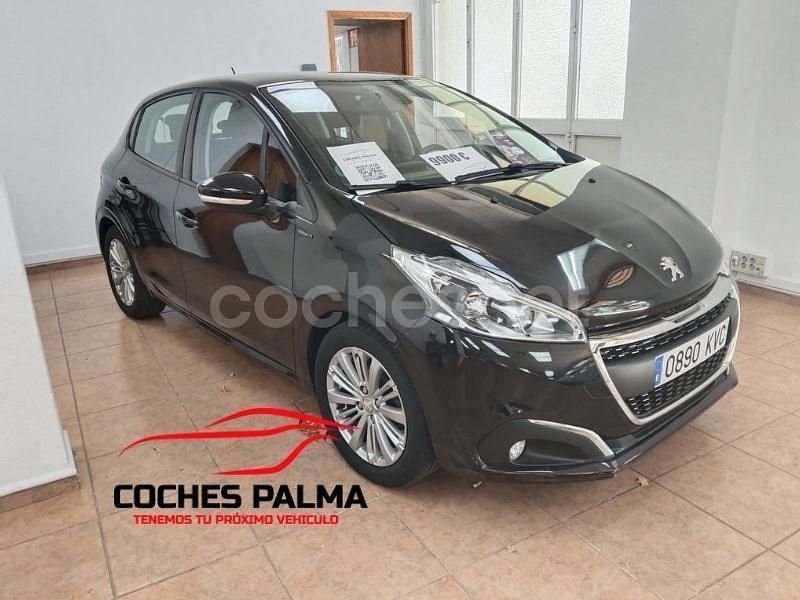 Negro Usado 2019 Peugeot 208 Active Utilitario | 8900 € (Buen precio) - Imagen 1/4