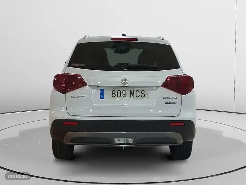 Usado Suzuki Vitara GLX 116 CV (85 kW) 2022 Blanco SUV