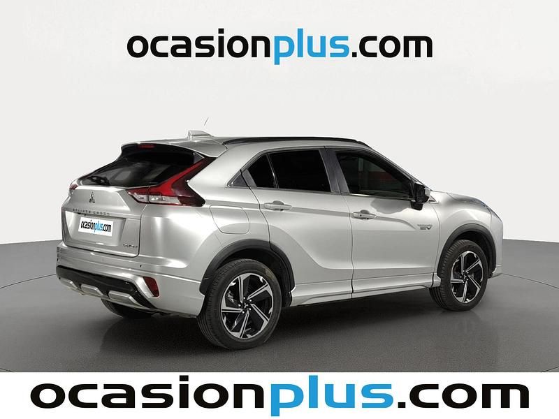 Usado Mitsubishi Eclipse Cross 188 CV (138 kW) 2023 Gris / plata SUV