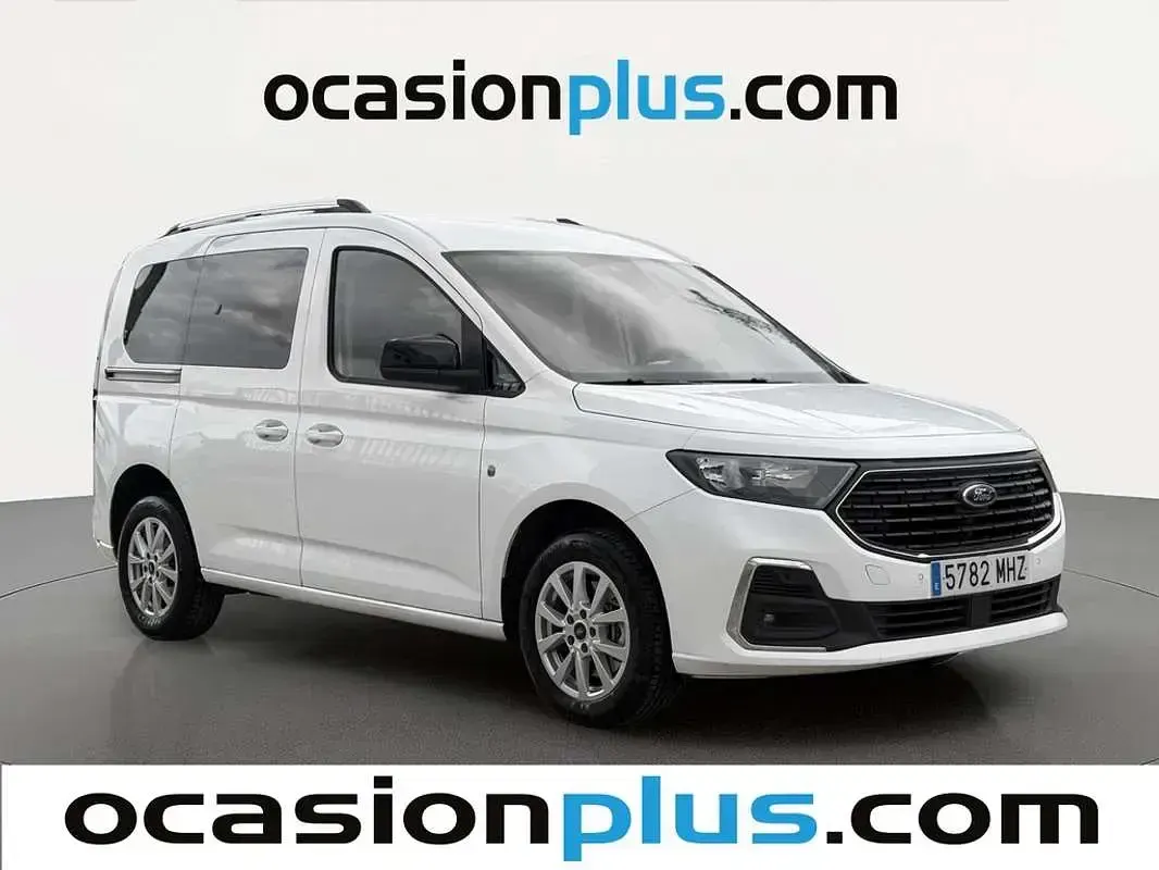 Usado Ford Tourneo Titanium 122 CV (89 kW) 2023 Blanco Van