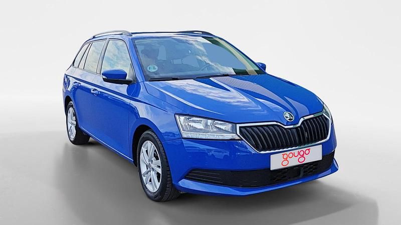 Usado Skoda Fabia Ambition 95 CV (69 kW) 2022 Azul Berlina
