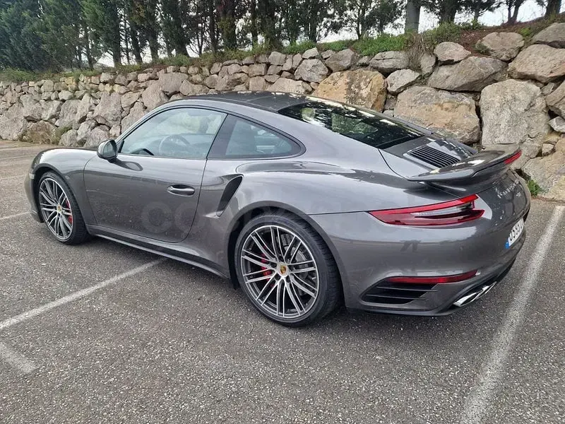 Usado Porsche 911 Turbo 540 CV (397 kW) 2017 Gris / plata Coupe