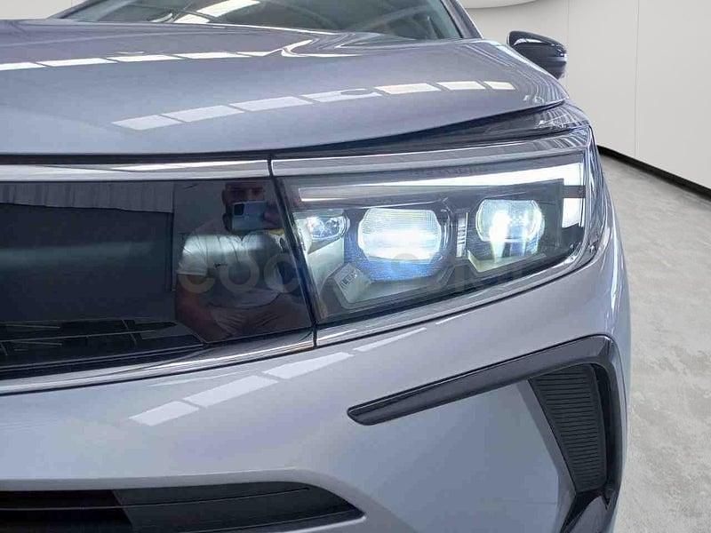 Usado Opel Grandland X 224 CV (164 kW) 2023 Gris / plata SUV
