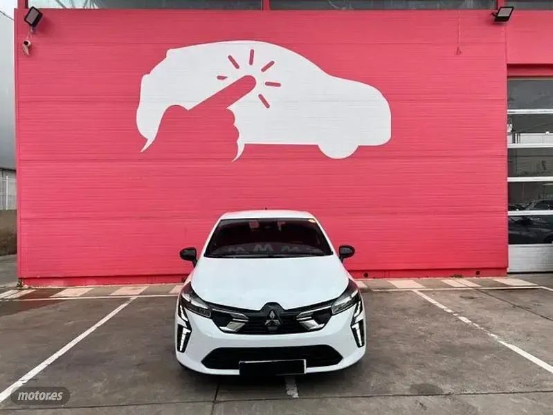 Usado Mitsubishi Colt 90 CV (66 kW) 2024 Blanco Utilitario