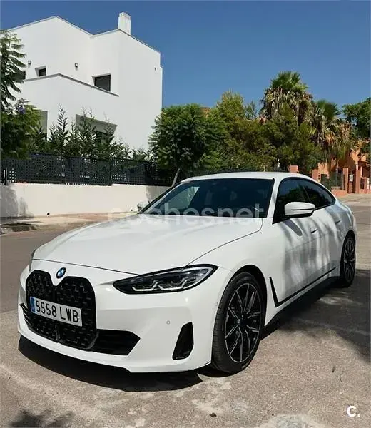 Begagnad BMW 420 190 HK (139 kW) 2022 Vit Sportkupé