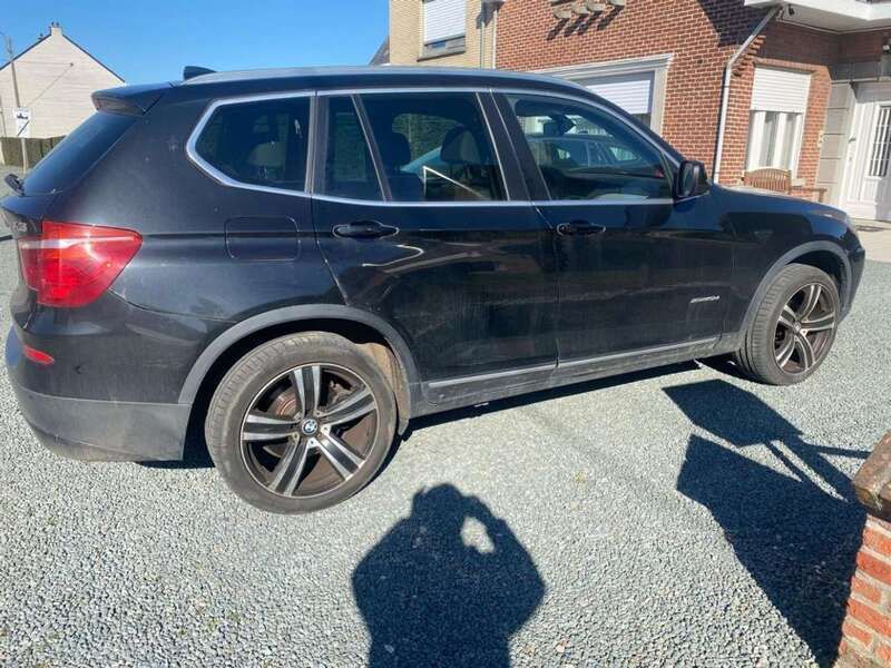 Negro Usado 2012 BMW X3 Comfort Edition SUV | 16.699 € (Un poco caro) - Imagen 1/4