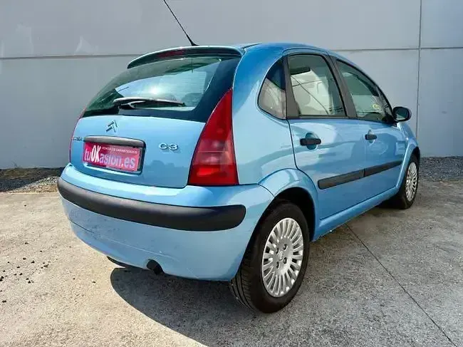 Usado Citroën C3 75 CV (55 kW) 2004 Azul Utilitario