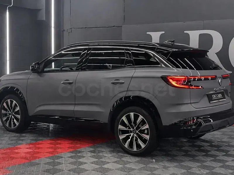 Usado Renault Austral Techno 200 CV (147 kW) 2023 Gris / plata SUV