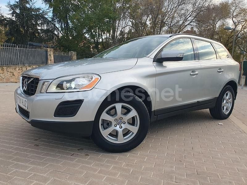 Gris / plata Usado 2012 Volvo XC60 Momentum SUV | 10.999 € (Precio justo) - Imagen 1/4