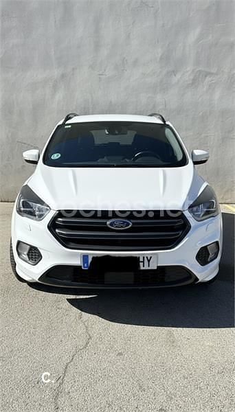 Usado Ford Kuga ST-Line 150 CV (110 kW) 2018 Blanco SUV