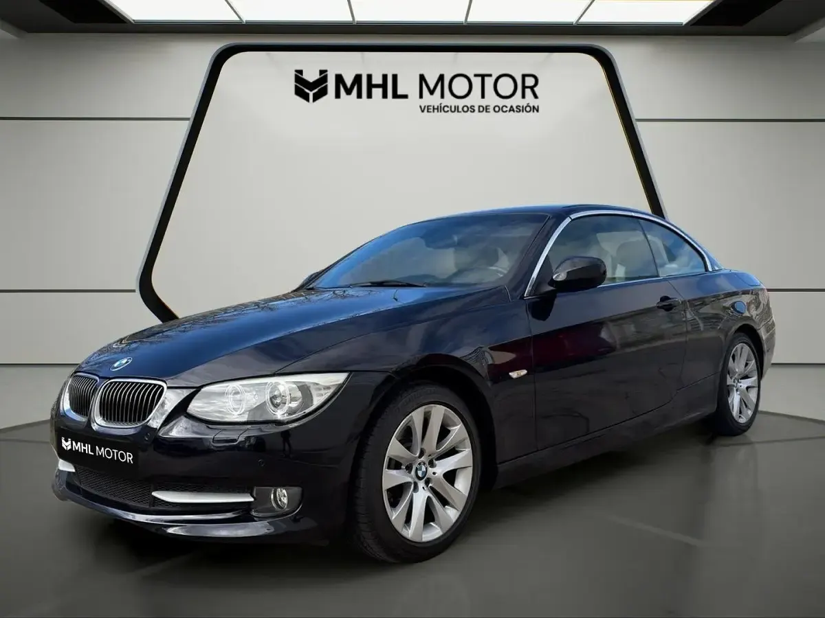 Usado BMW 330 Cabriolet 272 CV (200 kW) 2012 Negro Descapotable