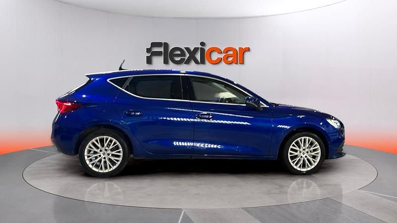 Usado Seat Leon XCELLENCE 150 CV (110 kW) 2021 Azul Berlina