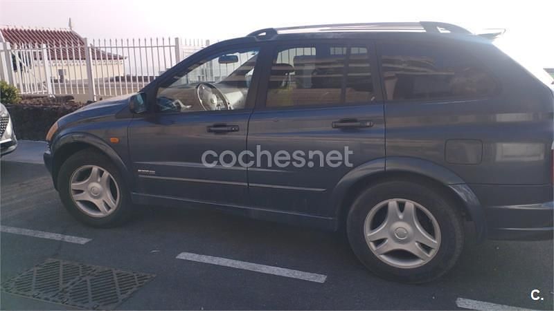 Usado SsangYong Kyron 141 CV (103 kW) 2007 Negro SUV