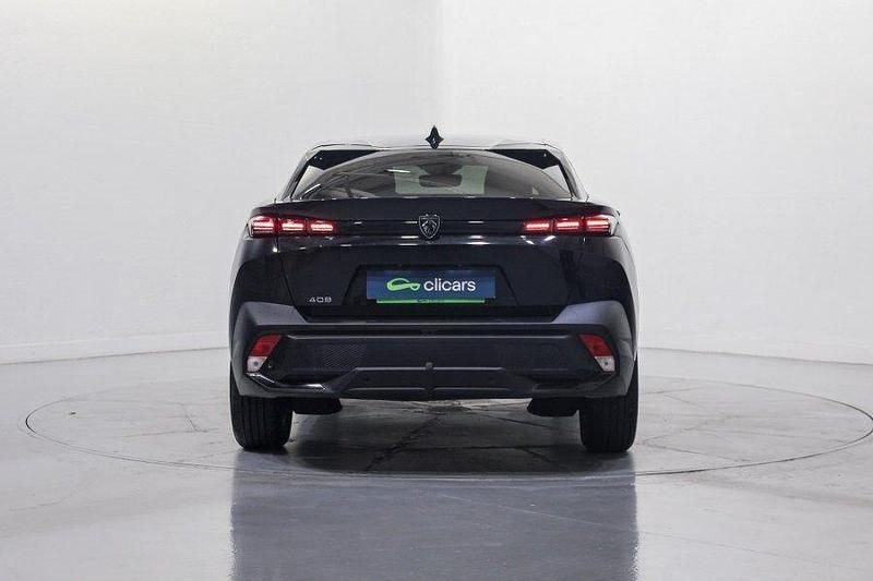 Usado Peugeot 408 Allure 136 CV (100 kW) 2025 Negro SUV