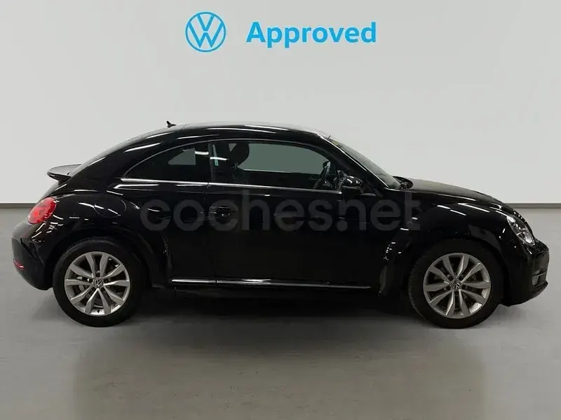 Usado VW Beetle Design 140 CV (102 kW) 2013 Negro Utilitario