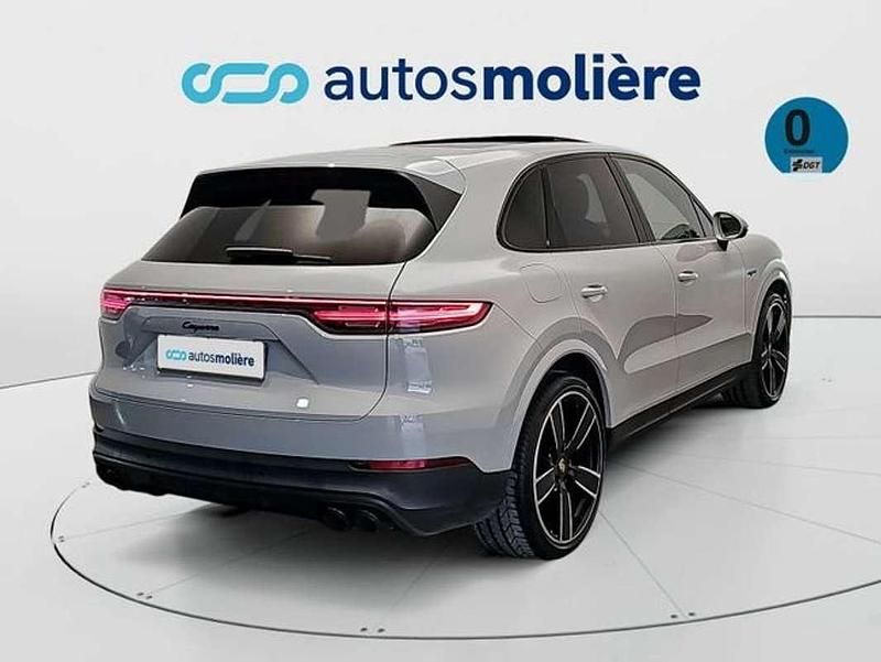Usado Porsche Cayenne Platinum Edition 462 CV (339 kW) 2023 Gris SUV