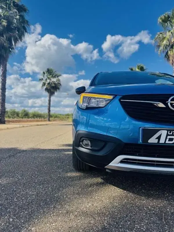 Usado Opel Crossland X Innovation 120 CV (88 kW) 2020 Azul SUV