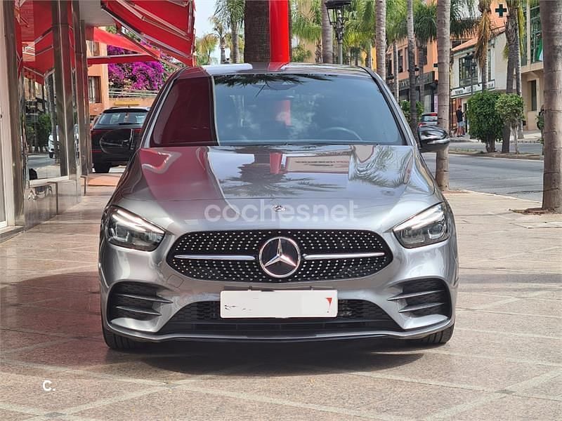 Gris / plata Usado 2020 Mercedes B220 Monovolumen | 30.000 € - Imagen 1/4