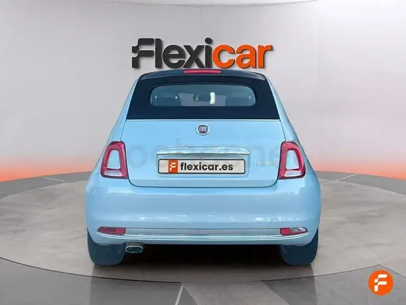 Usado Fiat 500C Club 70 CV (51 kW) 2022 Azul Descapotable