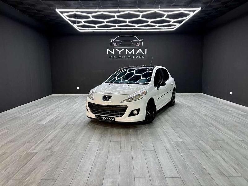Blanco Usado 2011 Peugeot 207 Allure Utilitario | 6495 € (Precio justo) - Imagen 1/4