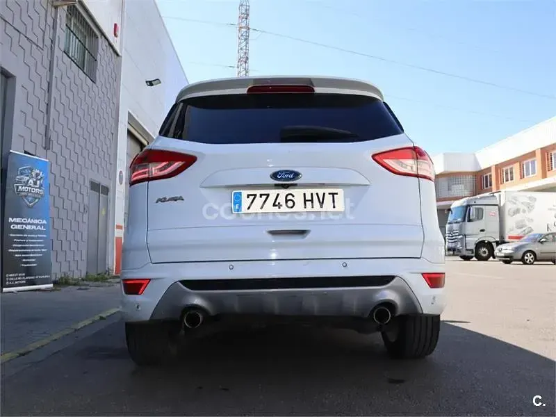 Usado Peugeot 2008 Active 82 CV (60 kW) 2015 Blanco SUV