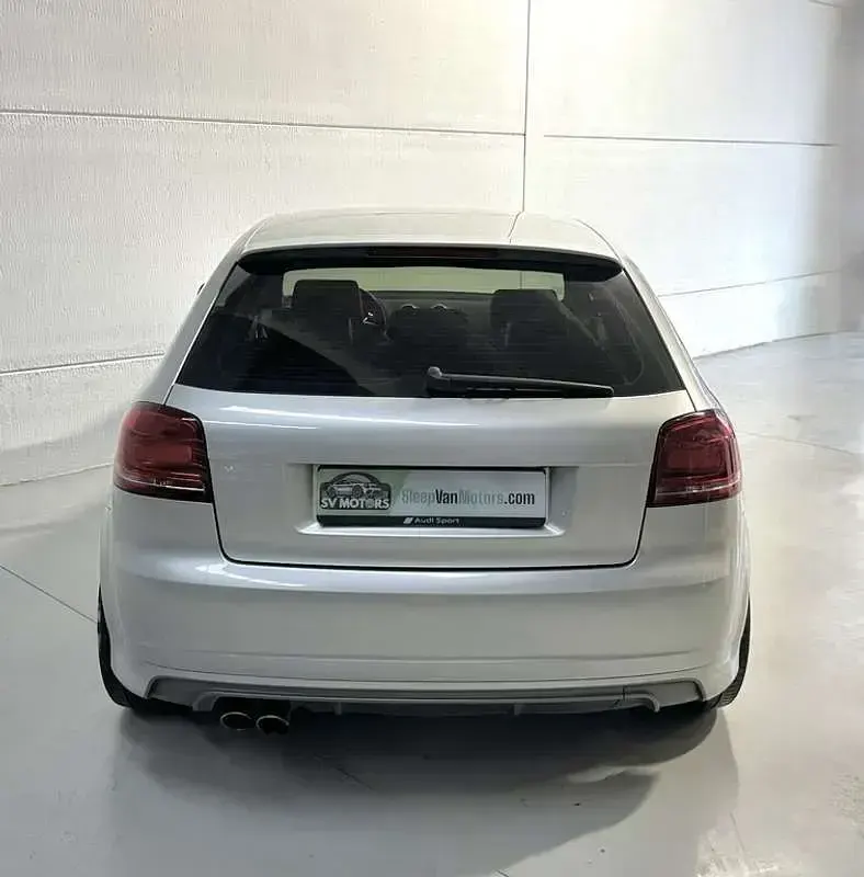 Usado Audi S2 Premium 264 CV (194 kW) 2006 Gris Berlina
