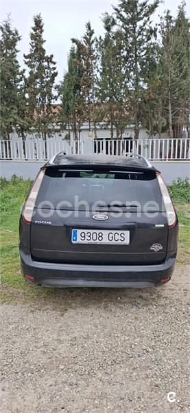 Käytetty Ford Focus Trend 115 HP (84 kW) 2008 Musta Farmari