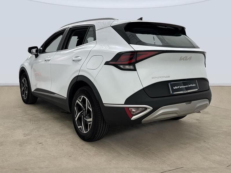 Usado Kia Sportage 150 CV (110 kW) 2024 Blanco SUV