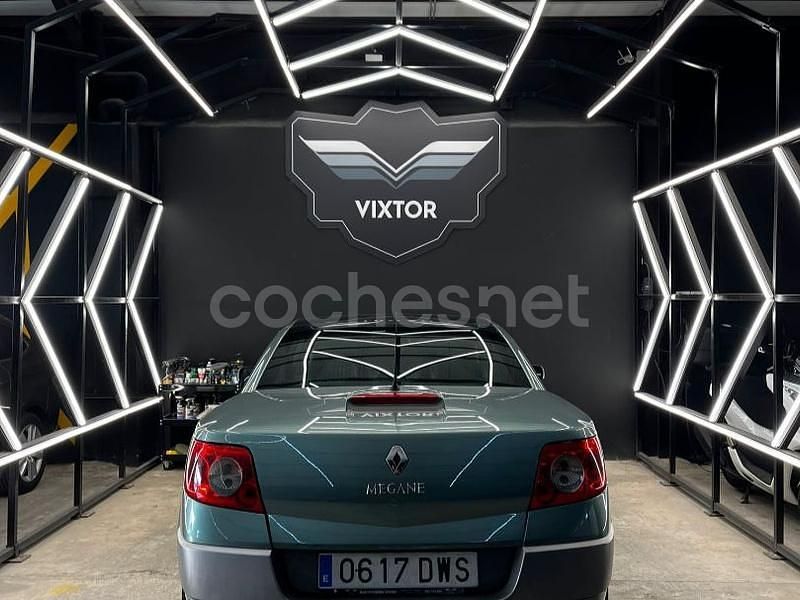 Usado Renault Mégane Cabriolet Dynamique 130 CV (95 kW) 2006 Verde Descapotable