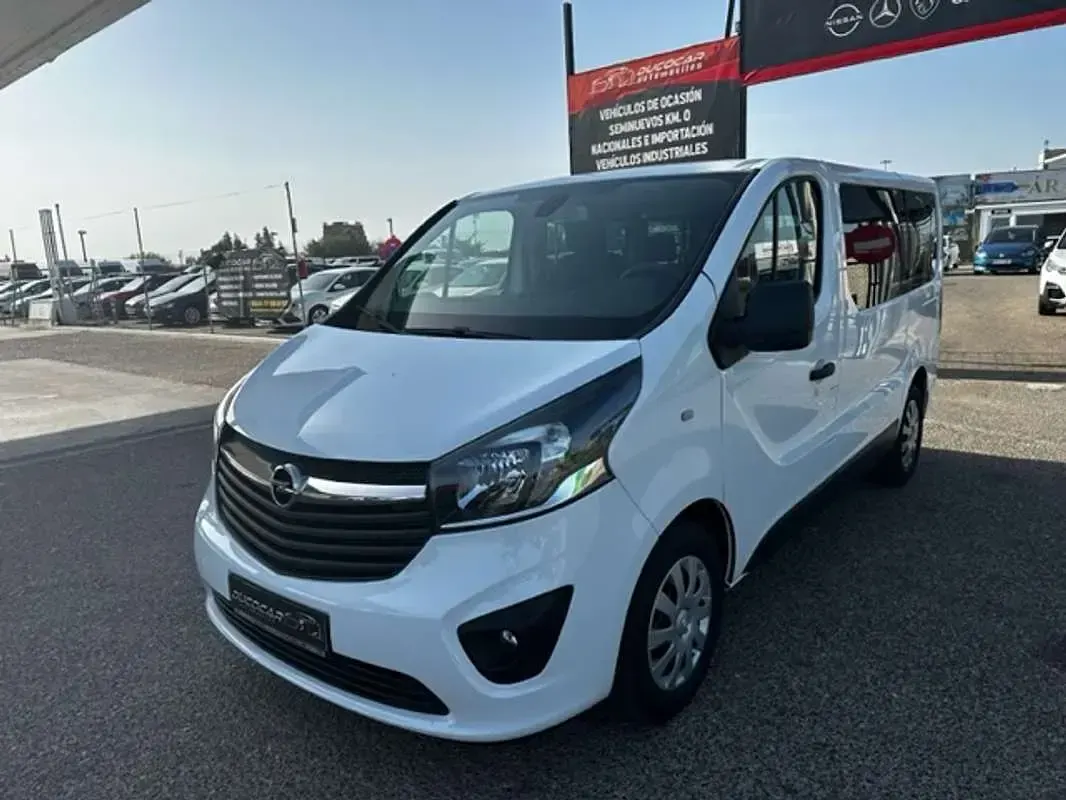 Usado Opel Vivaro S 145 CV (106 kW) 2019 Blanco Monovolumen