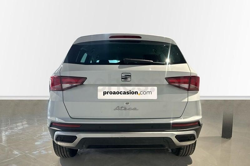 Usado Seat Ateca Style 150 CV (110 kW) 2023 Blanco SUV