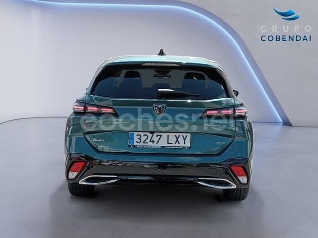 Usado Peugeot 308 SW Allure 180 CV (132 kW) 2022 Verde Familiar