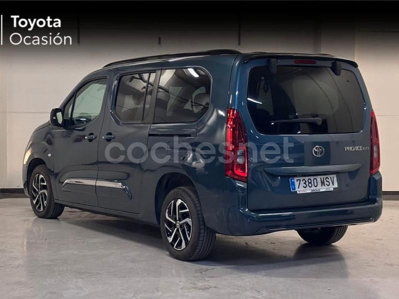 Usado Toyota Proace Verso Active 131 CV (96 kW) 2024 Azul Familiar