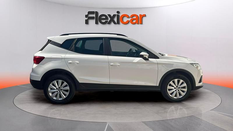 Usado Seat Arona Style 95 CV (69 kW) 2019 Blanco SUV