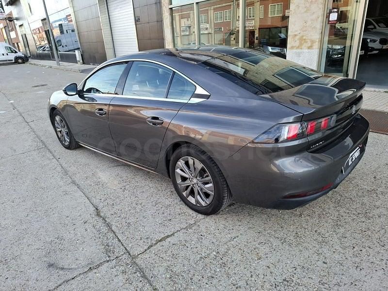 Usado Peugeot 508 Business-Line 130 CV (95 kW) 2021 Gris / plata Berlina
