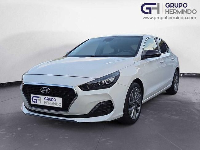 Usado Hyundai i30 Style 140 CV (102 kW) 2020 Blanco