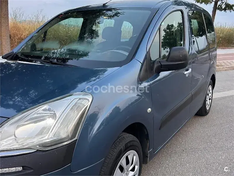 Usado Citroën Berlingo Tonic 92 CV (67 kW) 2014 Azul Monovolumen