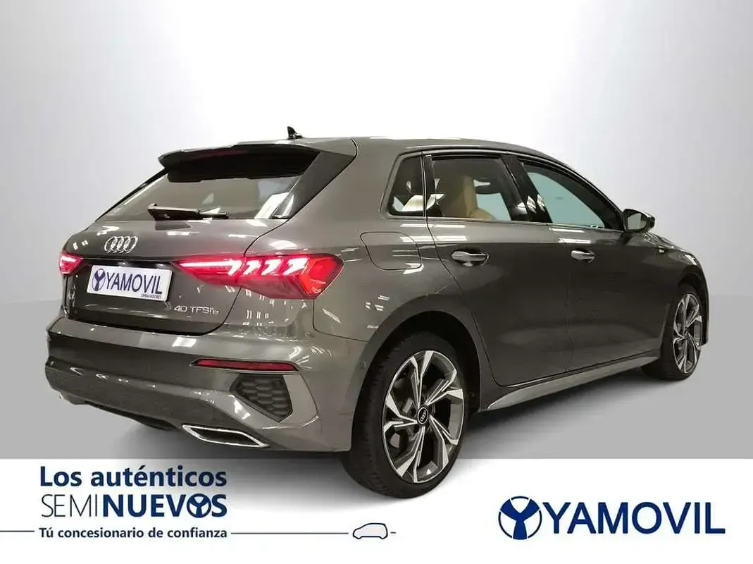 Usado Audi A3 Sportback e-tron S-Line 204 CV (150 kW) 2022 Gris Utilitario
