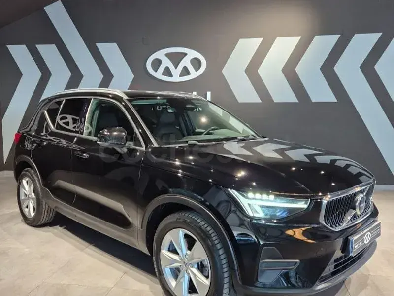 Usado Volvo XC40 Plus 163 CV (119 kW) 2023 Negro SUV